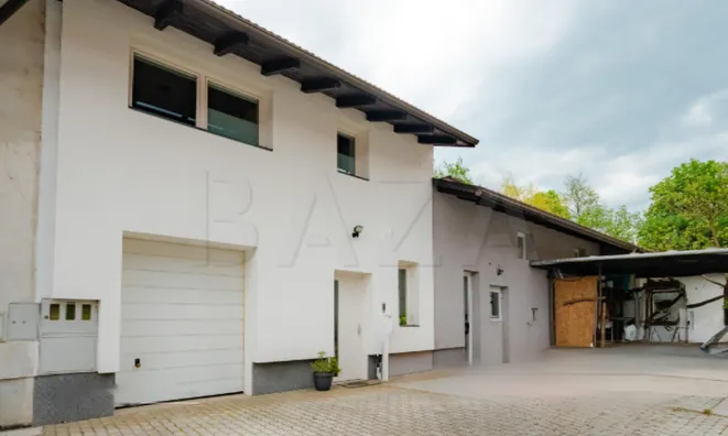 Недвижимость Коммерческое помещение Мосте: 11