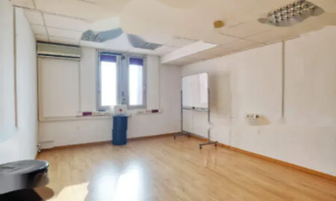 Недвижимость Офисное помещение, иное Мосте: 5