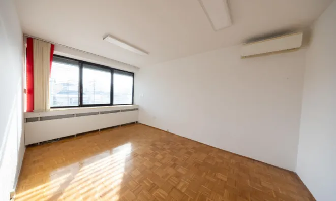 Недвижимость Офисное помещение в районе Мосте: 3