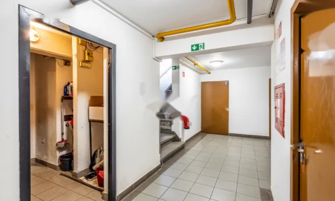 Недвижимость Коммерческое помещение в Мосте: 13