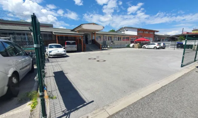 Недвижимость Нежилое помещение в Мосте: 3