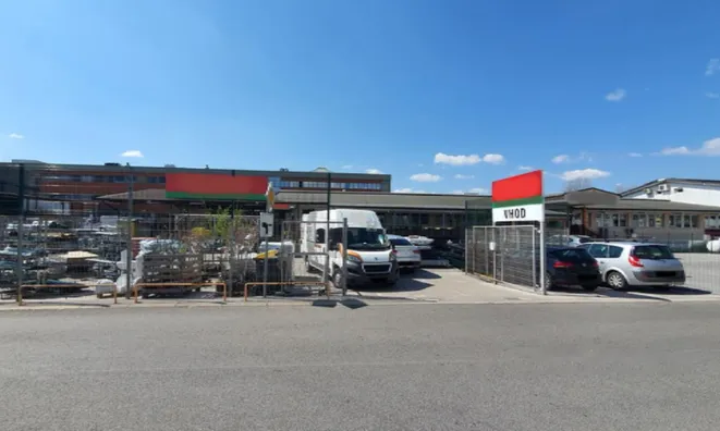 Недвижимость Нежилое помещение в Мосте: 4