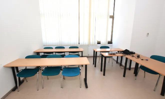 Недвижимость Офисное помещение Шишка: 2