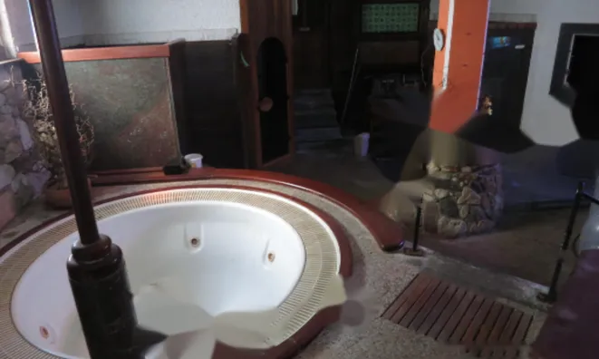 Недвижимость Коммерческое помещение в Шентвиде: 10