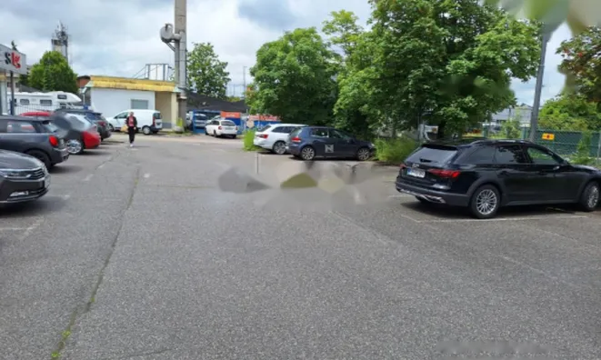 Недвижимость Торговое помещение на Виче: 1