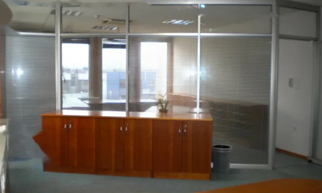 Недвижимость Офисный простор, Тршашка 132: 4