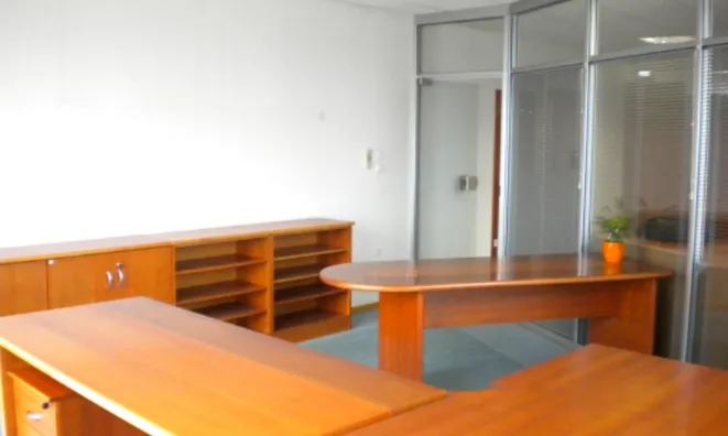 Недвижимость Офисный простор, Тршашка 132: 8