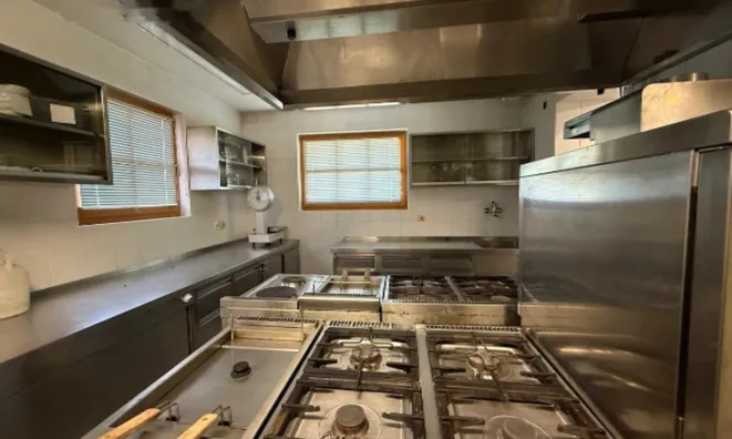 Недвижимость Гостиничный комплекс Брездье: 16