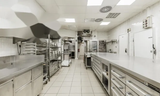 Недвижимость Коммерческое помещение Чрнуче: 11