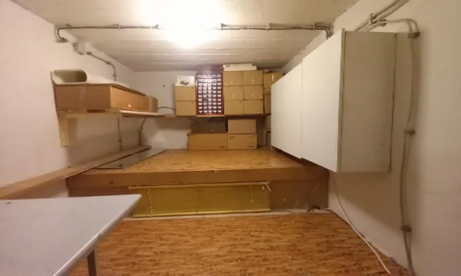 Недвижимость Коммерческое помещение Бежиград: 16