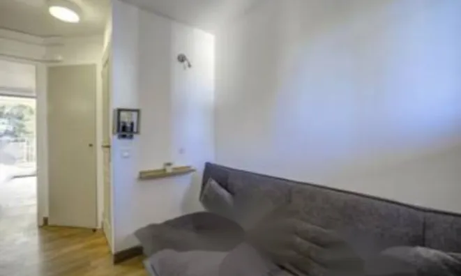 Недвижимость Apartment Croix des Gardes: 12