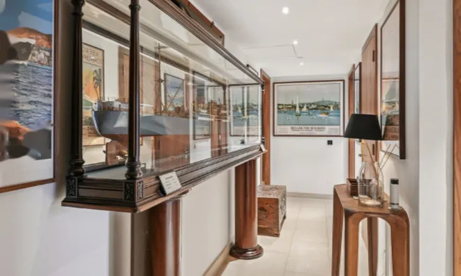 Недвижимость Waterfront Drive: 1