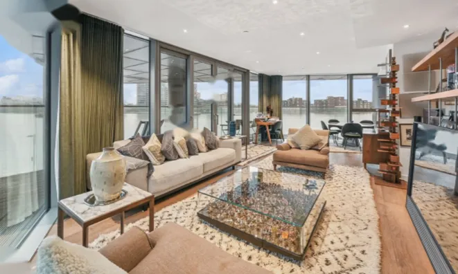 Недвижимость Waterfront Drive: 18