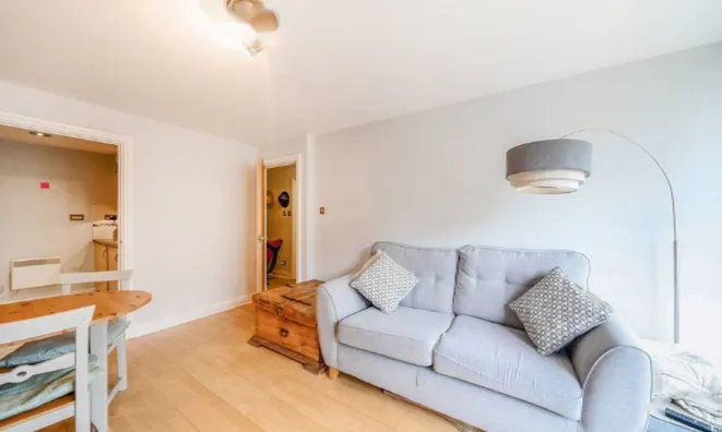 Недвижимость Smugglers Way, Putney: 3