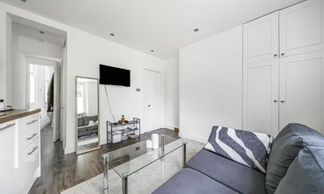 Недвижимость Newton Street: 6