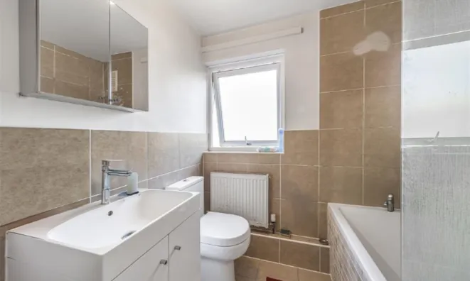 Недвижимость Nantes Close: 9