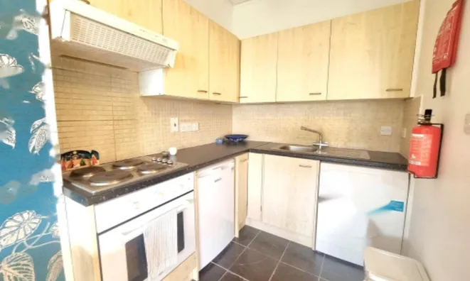 Недвижимость Great North Road: 6