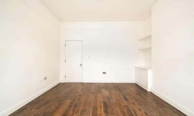 Недвижимость Tunley Road: 2