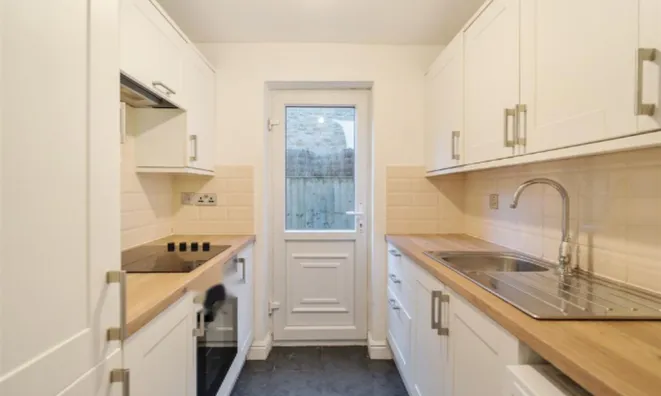 Недвижимость Tunley Road: 10