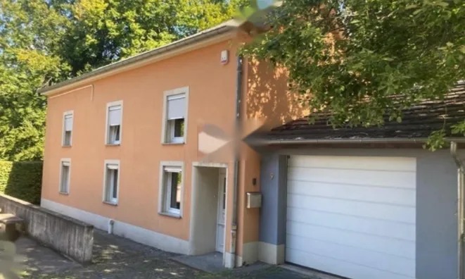 Недвижимость House 4 bedrooms for sale in Hautcharage: 1