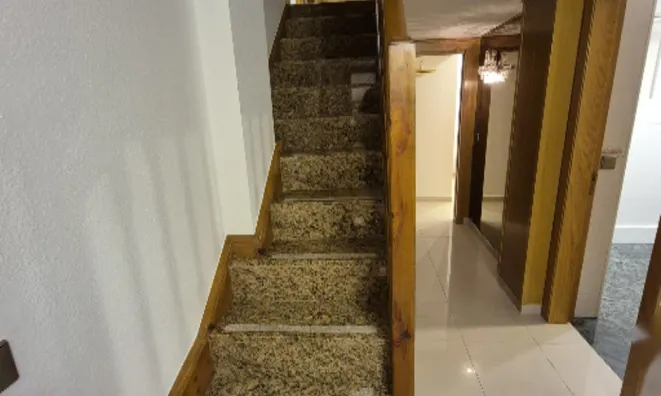 Недвижимость Penthouse for sale in Santa Coloma, 3 bedrooms: 27