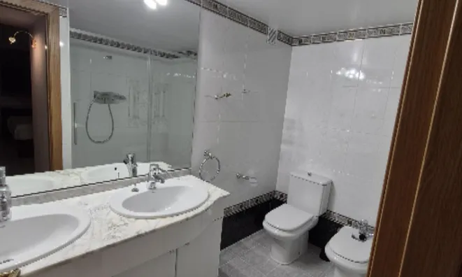 Недвижимость Penthouse for sale in Santa Coloma, 3 bedrooms: 32