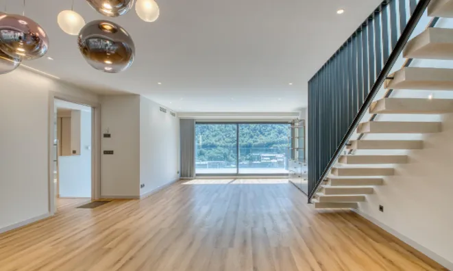 Недвижимость Triplex penthouse with private indoor pool: 8