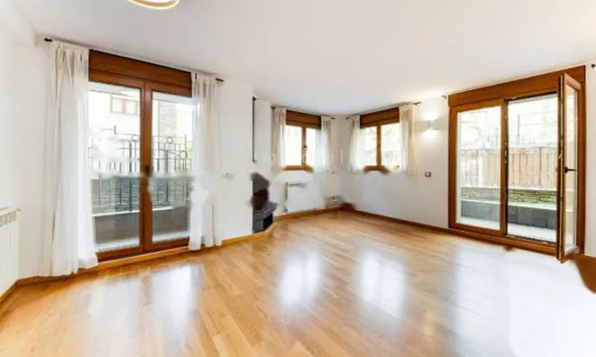Недвижимость Flat for sale in Ordino: 3