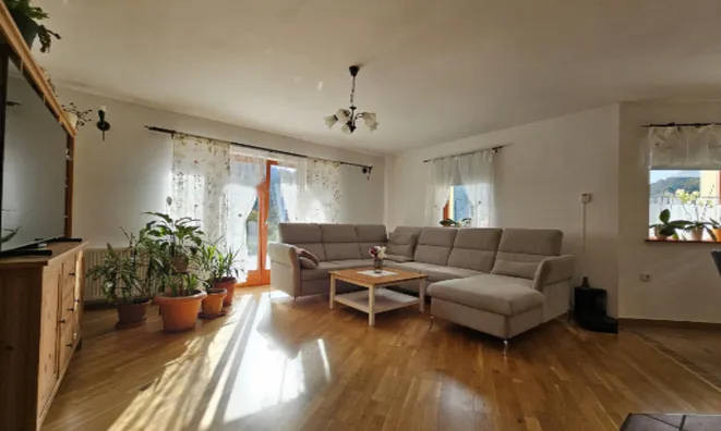 Недвижимость Дом, Зип, Блед-Горье: 12