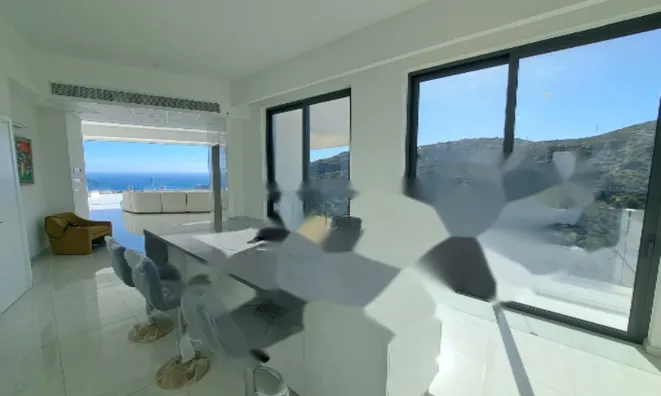 Недвижимость 7 Bedroom Villa For Sale in Agios Tychonas: 7