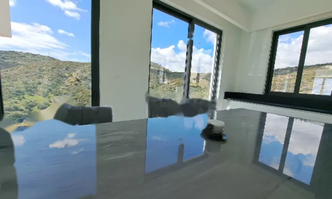 Недвижимость 7 Bedroom Villa For Sale in Agios Tychonas: 8