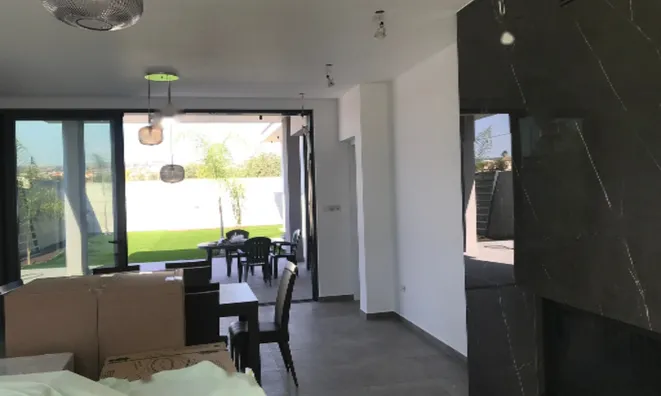 Недвижимость 4 Bedroom Villa For Sale in Limassol, Kato Polemidia: 2