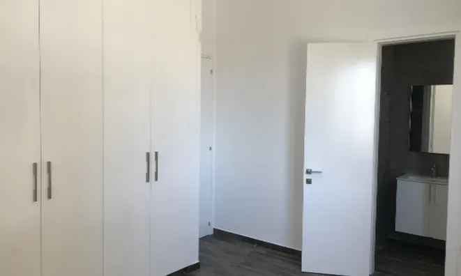 Недвижимость 4 Bedroom Villa For Sale in Limassol, Kato Polemidia: 4