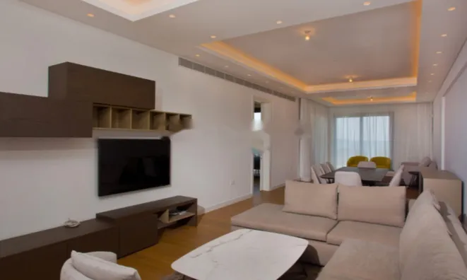 Недвижимость Luxury 3 Bedroom Beachfront Apartment for Sale in Limassol, Coastal Road: 17