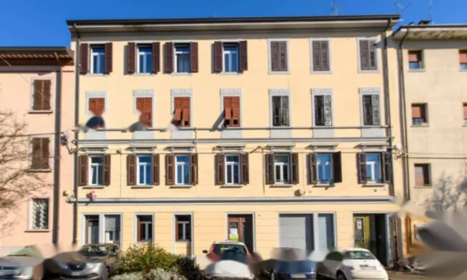 Недвижимость Четырёхкомнатная площадь Томмазео: 1