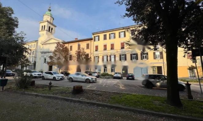 Недвижимость Четырёхкомнатная площадь Томмазео: 10