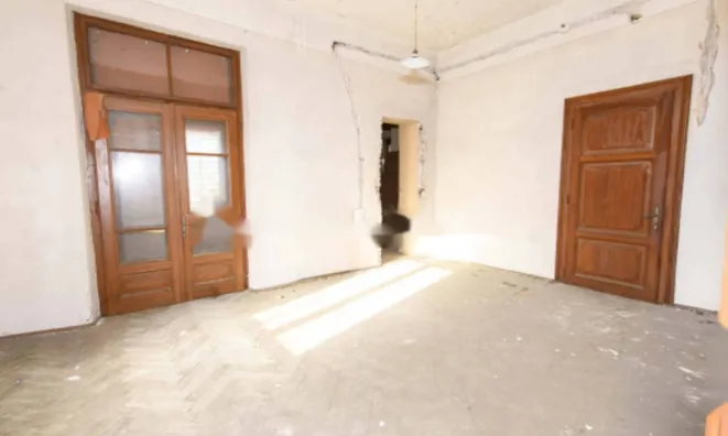 Недвижимость Квартира на улице Семинария: 8