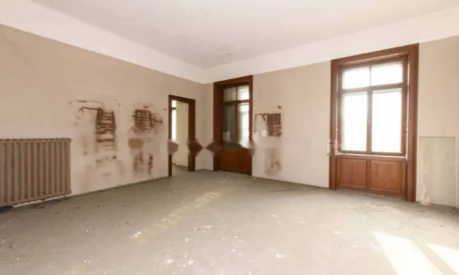 Недвижимость Квартира на улице Семинария: 13