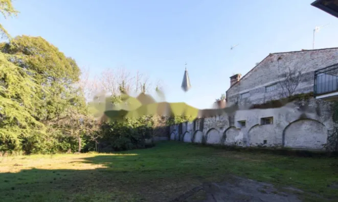 Недвижимость Квартира на улице Семинария: 20