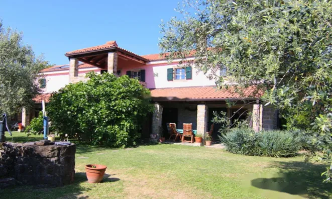 Недвижимость Дом Помьян: 1