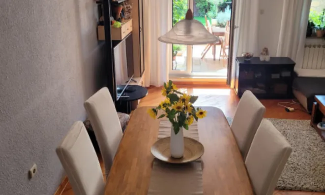 Недвижимость Дом с террасой в Марковце: 1