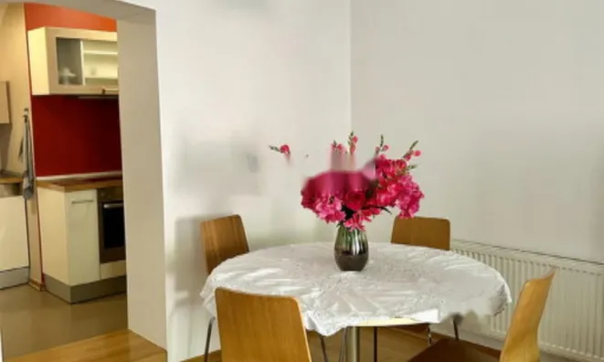 Недвижимость Квартира, 5+ комнат, Центр: 5