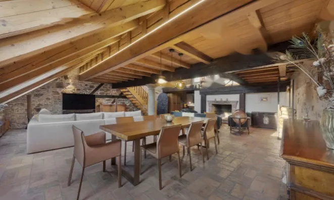 Недвижимость 4-комнатная квартира в центре: 3