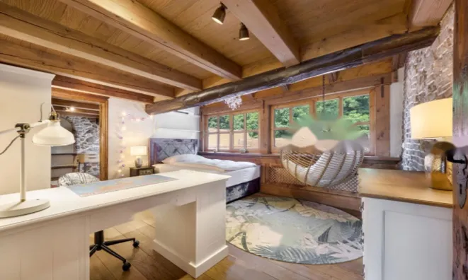 Недвижимость 4-комнатная квартира в центре: 18