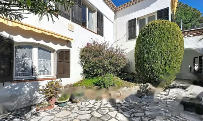 Недвижимость Maison La Bocca: 2