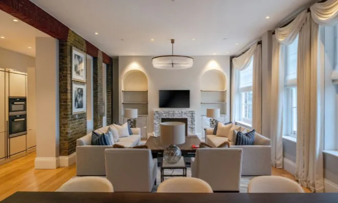 Недвижимость Hortensia Road: 2