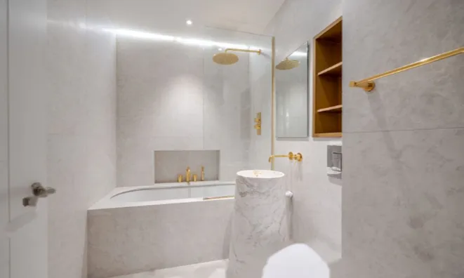 Недвижимость Hortensia Road: 30