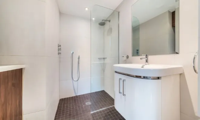 Недвижимость Cathcart Road: 6