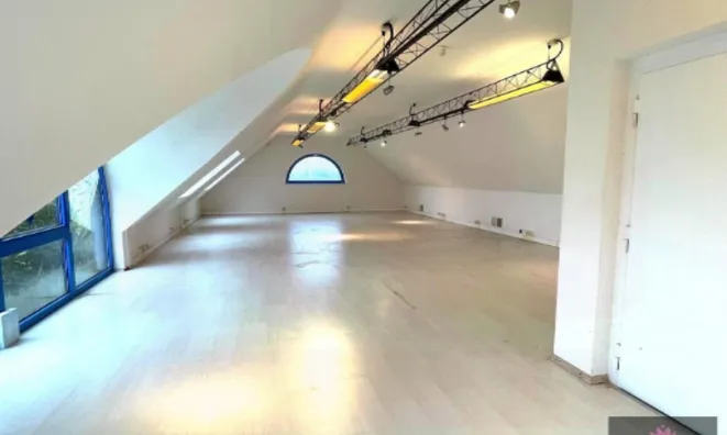 Недвижимость House for sale in Hoffelt: 1