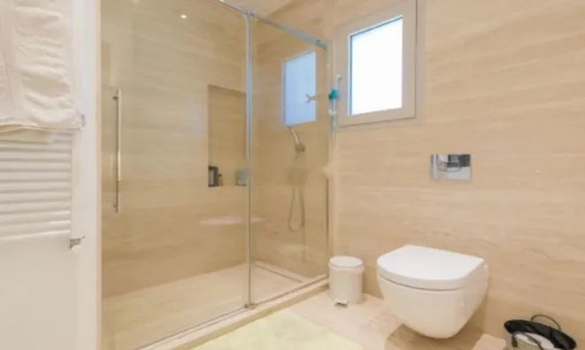 Недвижимость Beachfront 5 Bedroom Ultra-Luxury Villa in Agios Tychonas, Limassol: 19